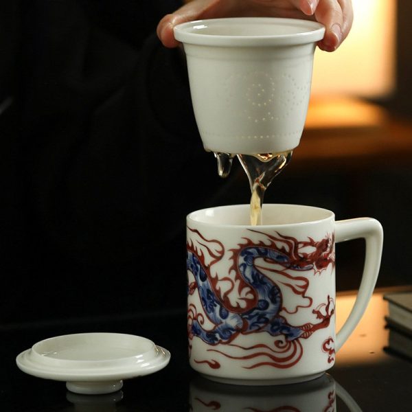 Exquisite Blue and White Red Dragon Traditional Chinese Porcelain Tea Cup Mug with Infuser
