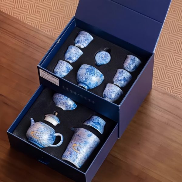 Antique Luxury Blue Dragon Chinese Ceramic Gongfu Tea Pot Set with Wire Inlay Silver Gilt