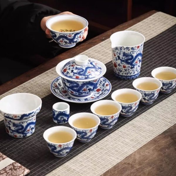 Vintage Elegant Chinese Blue and White Porcelain Dragon Phoenix Luxury Gongfu Tea Cup Set