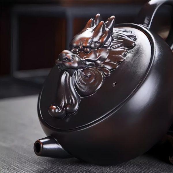 Vintage Traditional Purple Pottery Dragon Teapot Shaped Like A Dragon Head With Twist Design