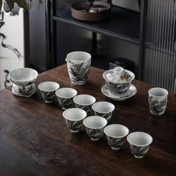 Luxurious Antique Traditional Elegant White Porcelain Chinese Tea Set with Black Dragon Design