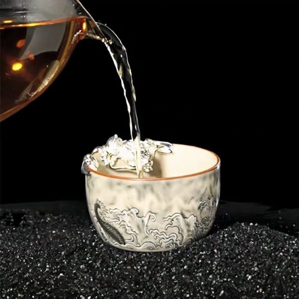 Traditional Ink Hand Painting Swimming Dragon Tea Cup with Silver Dragon Edge