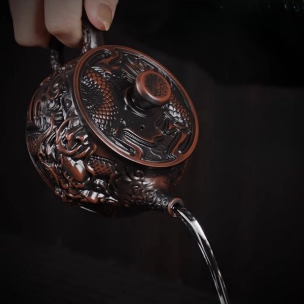 Large Capacity Antique Chinese Purple Pottery Dragon Teapot Exquisitely Carved Dragon Finish